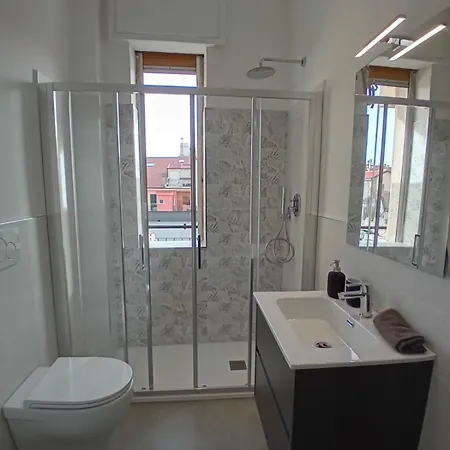 Loano: Centro E Mare A Portata Di Mano